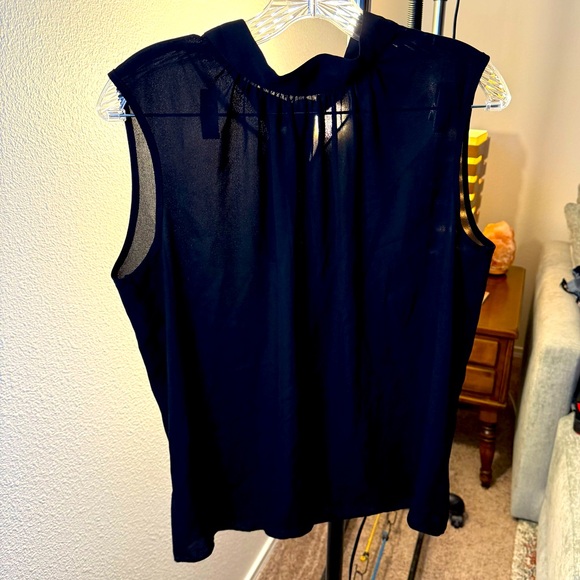 Tops - 24. Minna top size L